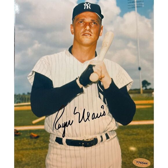 Roger Maris Signed 8x10 Photo New York Yankees Original Autograph - Picture 2 of 2